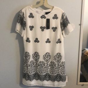 COPY - Lulus Riverside White Floral Print Shift D…